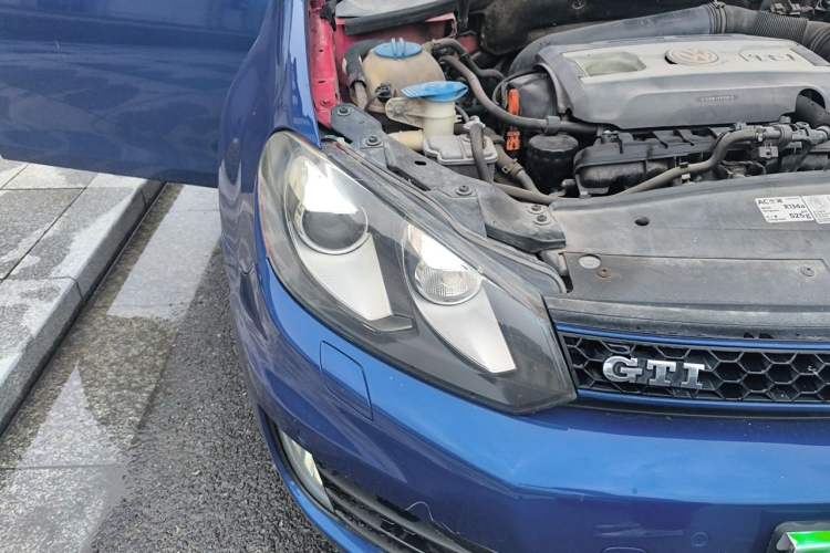 Used Volkswagen Golf GTI 2011 2.0 TSI GTI Right Front Headlight