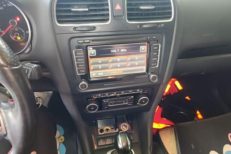 Used Volkswagen Golf GTI 2011 2.0 TSI GTI Audio And AC Panel