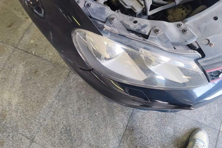 Used Volkswagen Golf GTI 2011 2.0 TSI GTI Right Front Headlight