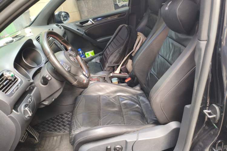 Used Volkswagen Golf GTI 2011 2.0 TSI GTI Left Front Seat