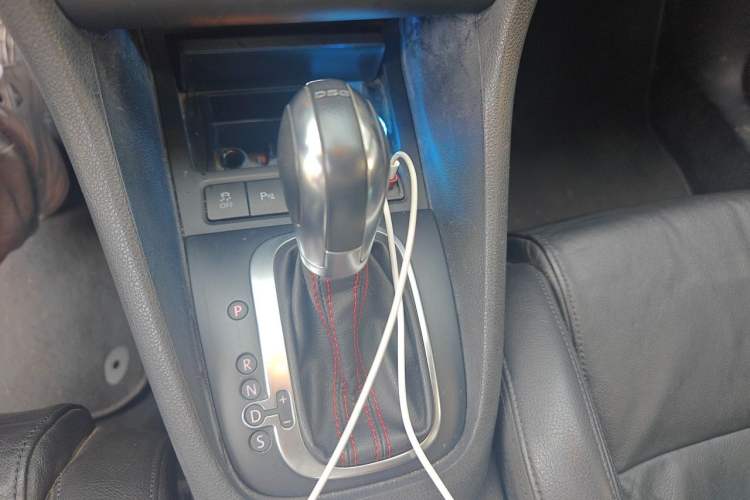 Used Volkswagen Golf GTI 2011 2.0 TSI GTI Gear Lever