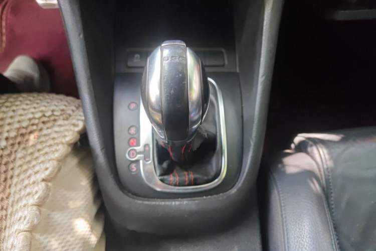 Used Volkswagen Golf GTI 2011 2.0 TSI GTI Gear Lever