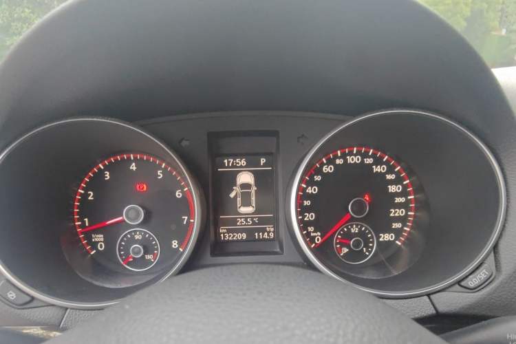 Used Volkswagen Golf GTI 2011 2.0 TSI GTI Instrument Cluster