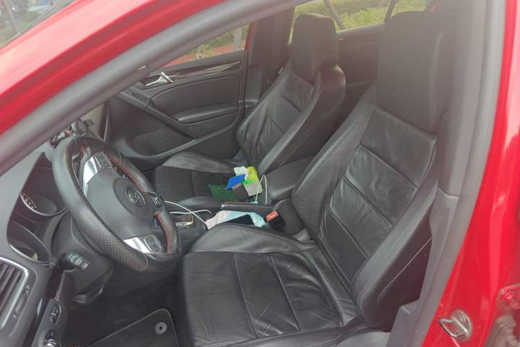 Used Volkswagen Golf GTI 2011 2.0 TSI GTI Left Front Seat