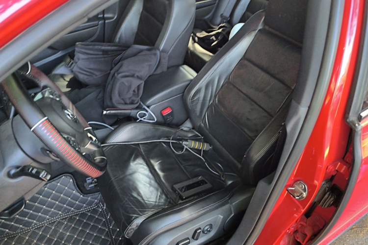 Used Volkswagen Golf GTI 2011 2.0 TSI GTI Left Front Seat