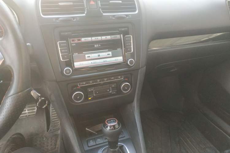 Used Volkswagen Golf GTI 2011 2.0 TSI GTI Audio And AC Panel