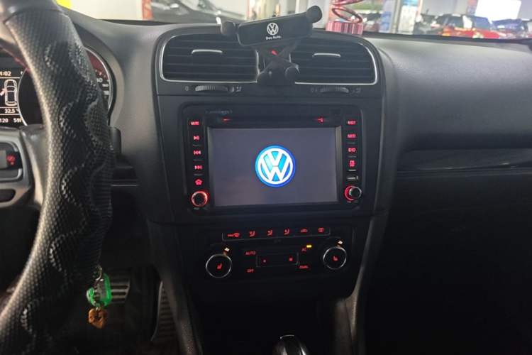 Used Volkswagen Golf GTI 2011 2.0 TSI GTI Audio And AC Panel