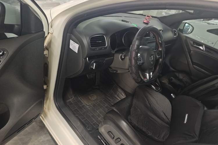 Used Volkswagen Golf GTI 2011 2.0 TSI GTI Driver Seat