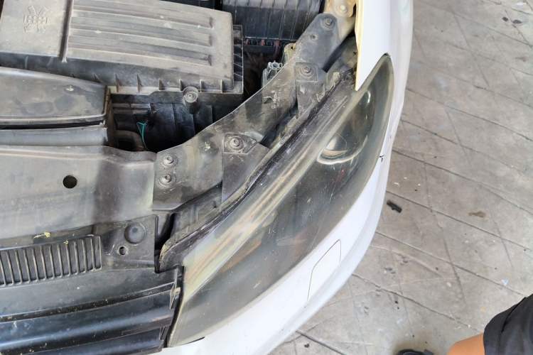 Used Volkswagen Golf GTI 2011 2.0 TSI GTI Engine Bay Left