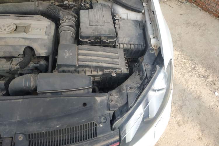 Used Volkswagen Golf GTI 2011 2.0 TSI GTI Engine Bay Left