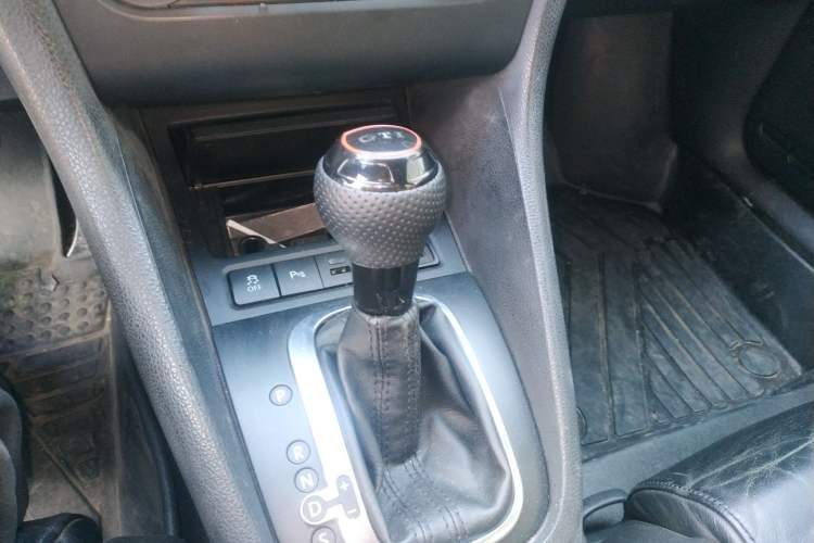 Used Volkswagen Golf GTI 2011 2.0 TSI GTI Gear Lever