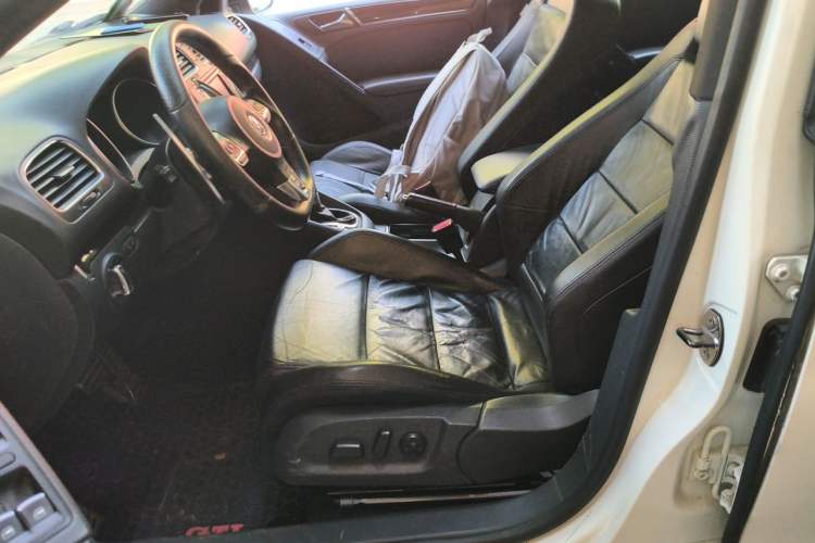 Used Volkswagen Golf GTI 2011 2.0 TSI GTI Left Front Seat