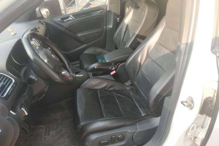 Used Volkswagen Golf GTI 2011 2.0 TSI GTI Left Front Seat