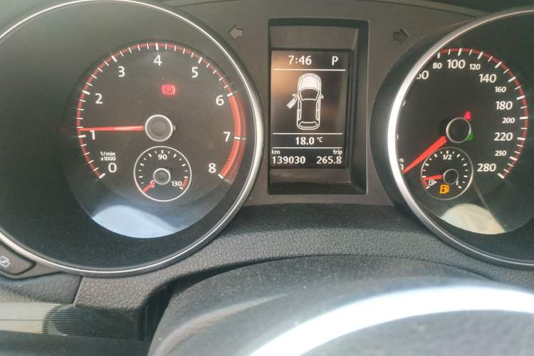 Used Volkswagen Golf GTI 2011 2.0 TSI GTI Odometer Close Up