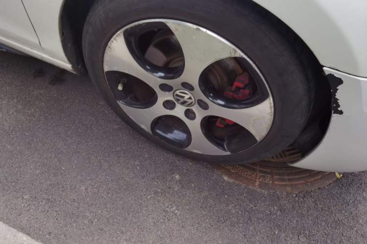 Used Volkswagen Golf GTI 2011 2.0 TSI GTI Right Front Wheel Hub