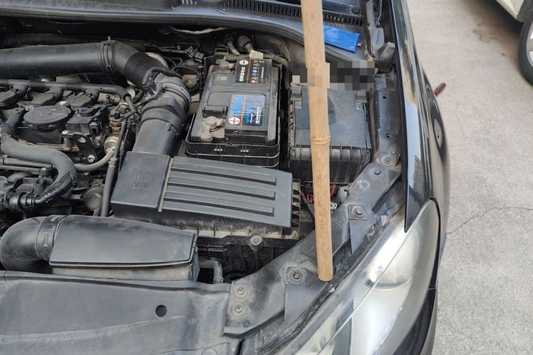 Used Volkswagen Golf GTI 2012 2.0 TSI GTI Engine Bay Left