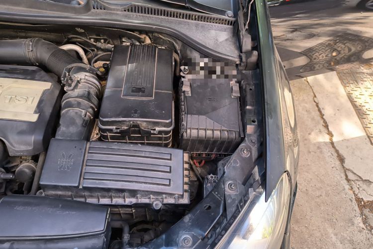 Used Volkswagen Golf GTI 2012 2.0 TSI GTI Engine Bay Left