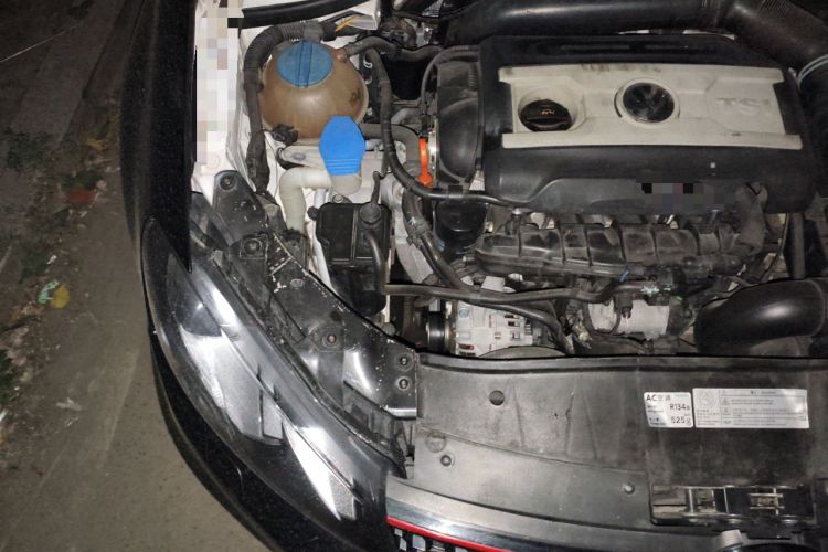 Used Volkswagen Golf GTI 2012 2.0 TSI GTI Engine Bay Right