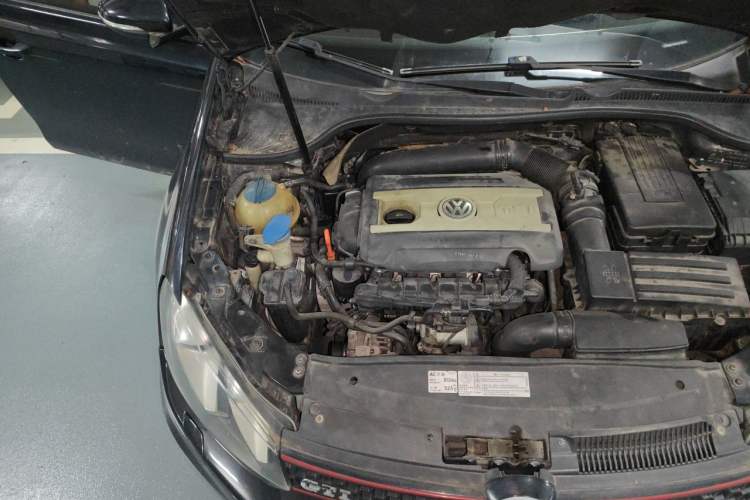 Used Volkswagen Golf GTI 2012 2.0 TSI GTI Engine Bay Right