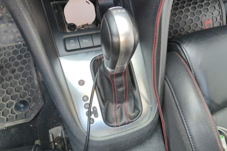 Used Volkswagen Golf GTI 2012 2.0 TSI GTI Gear Lever