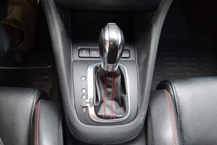 Used Volkswagen Golf GTI 2012 2.0 TSI GTI Gear Lever