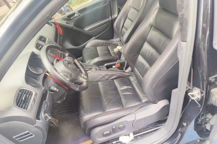 Used Volkswagen Golf GTI 2012 2.0 TSI GTI Left Front Seat