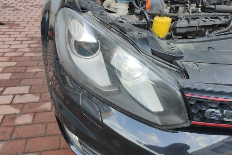 Used Volkswagen Golf GTI 2012 2.0 TSI GTI Right Front Headlight