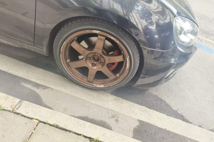 Used Volkswagen Golf GTI 2012 2.0 TSI GTI Right Front Wheel Hub