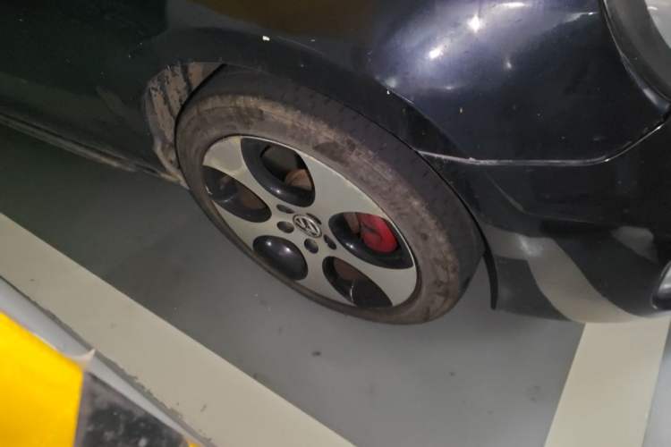 Used Volkswagen Golf GTI 2012 2.0 TSI GTI Right Front Wheel Hub