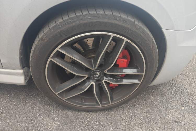 Used Volkswagen Golf GTI 2012 2.0 TSI GTI Right Front Wheel Hub