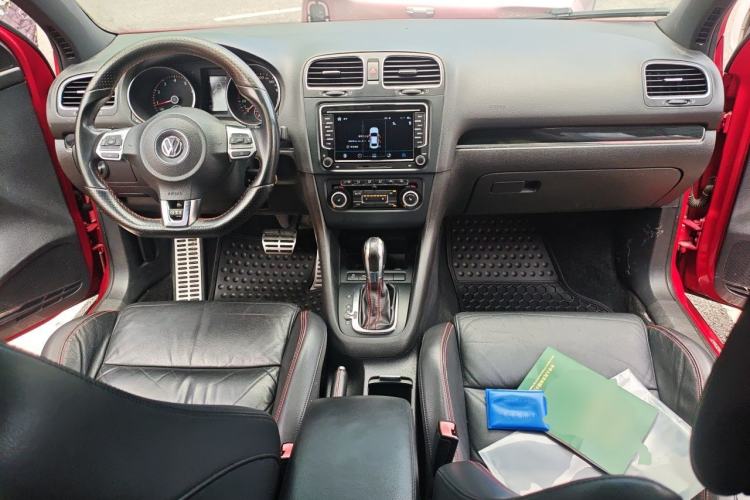 Used Volkswagen Golf GTI 2012 2.0 TSI GTI Center Console