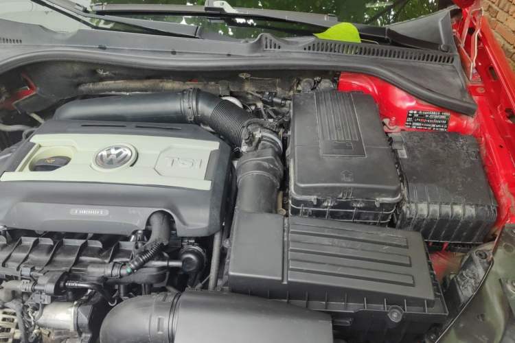 Used Volkswagen Golf GTI 2012 2.0 TSI GTI Engine Bay Left