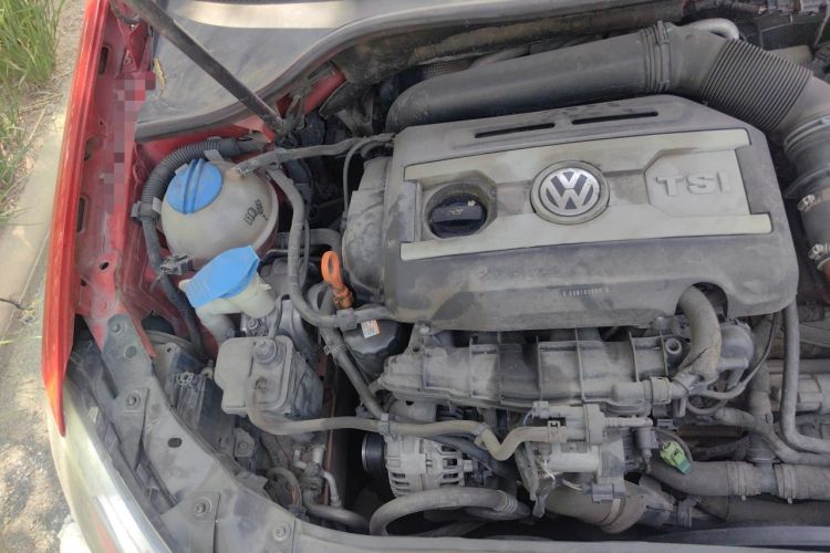 Used Volkswagen Golf GTI 2012 2.0 TSI GTI Engine Bay Right