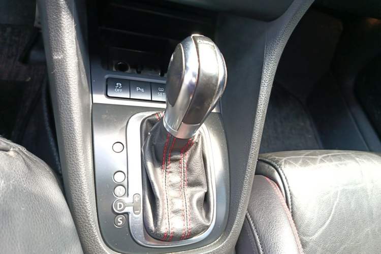 Used Volkswagen Golf GTI 2012 2.0 TSI GTI Gear Lever