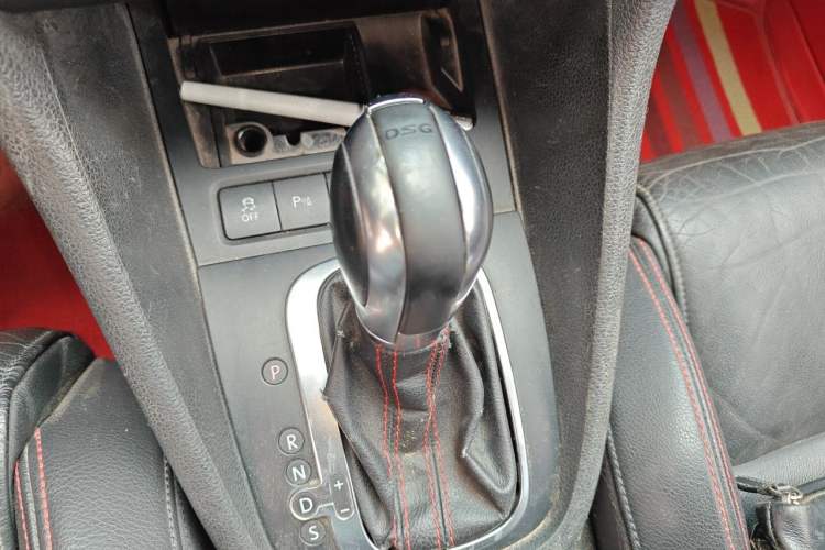 Used Volkswagen Golf GTI 2012 2.0 TSI GTI Gear Lever