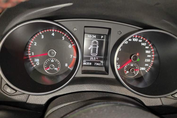 Used Volkswagen Golf GTI 2012 2.0 TSI GTI Instrument Cluster