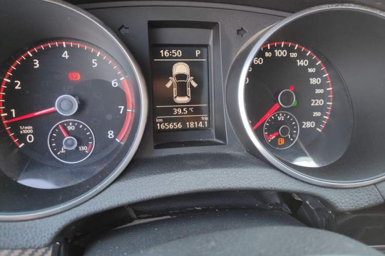 Used Volkswagen Golf GTI 2012 2.0 TSI GTI Odometer Close Up