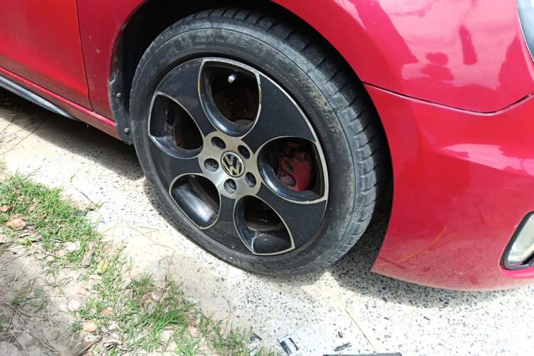 Used Volkswagen Golf GTI 2012 2.0 TSI GTI Right Front Wheel Hub