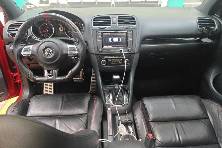 Used Volkswagen Golf GTI 2012 2.0 TSI GTI Center Console