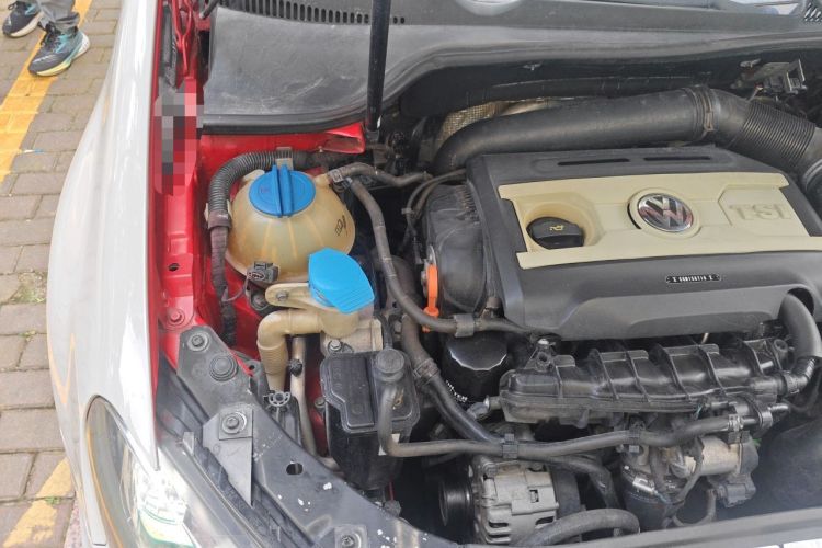 Used Volkswagen Golf GTI 2012 2.0 TSI GTI Engine Bay Right