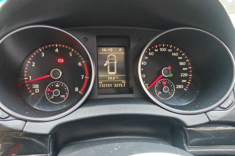 Used Volkswagen Golf GTI 2012 2.0 TSI GTI Instrument Cluster