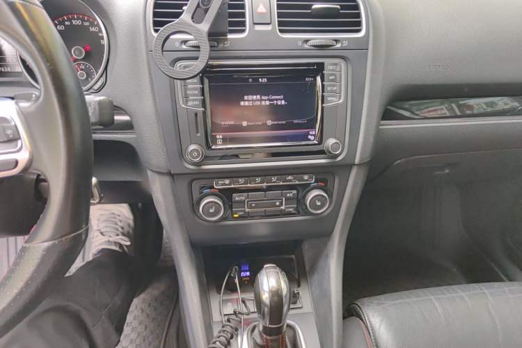 Used Volkswagen Golf GTI 2012 2.0 TSI GTI Audio And AC Panel