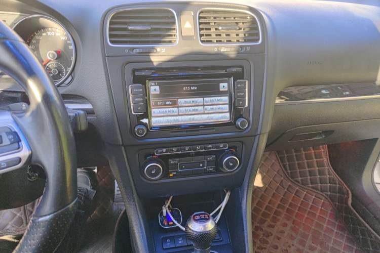 Used Volkswagen Golf GTI 2012 2.0 TSI GTI Audio And AC Panel