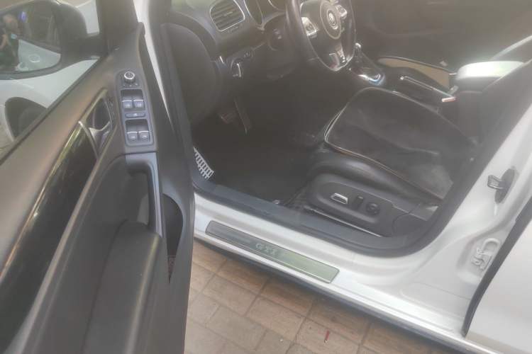 Used Volkswagen Golf GTI 2012 2.0 TSI GTI Driver Seat