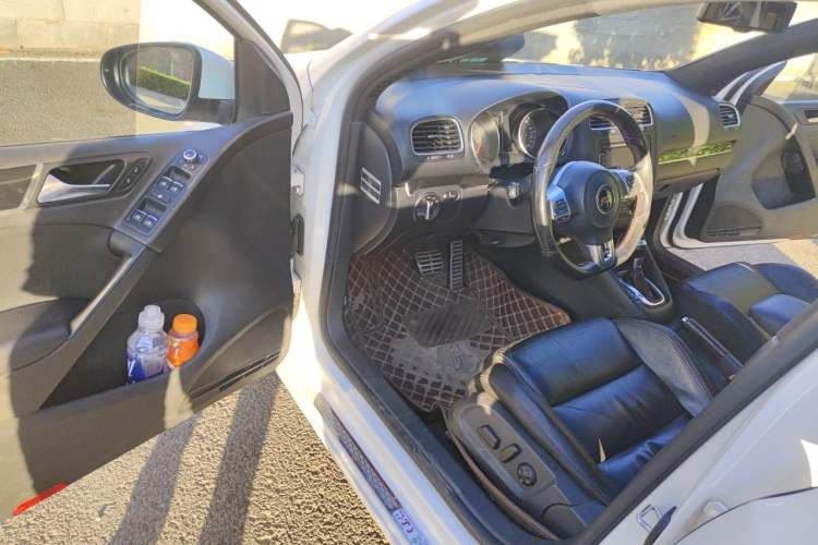 Used Volkswagen Golf GTI 2012 2.0 TSI GTI Driver Seat