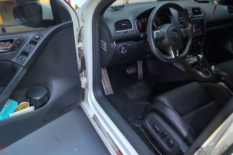 Used Volkswagen Golf GTI 2012 2.0 TSI GTI Driver Seat