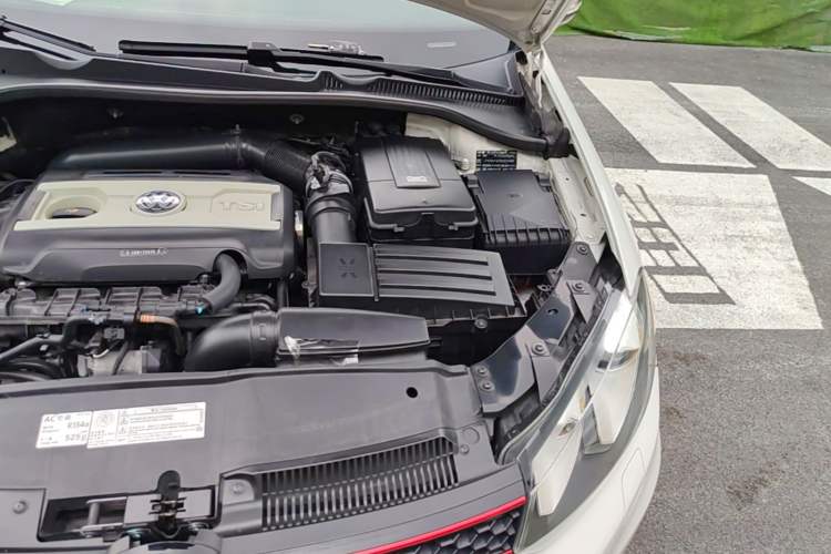 Used Volkswagen Golf GTI 2012 2.0 TSI GTI Engine Bay Left
