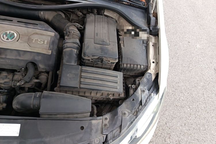 Used Volkswagen Golf GTI 2012 2.0 TSI GTI Engine Bay Left
