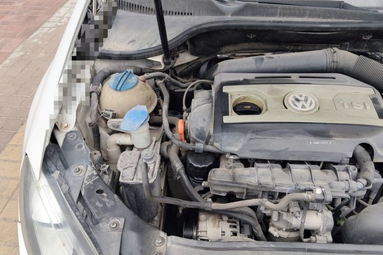 Used Volkswagen Golf GTI 2012 2.0 TSI GTI Engine Bay Right
