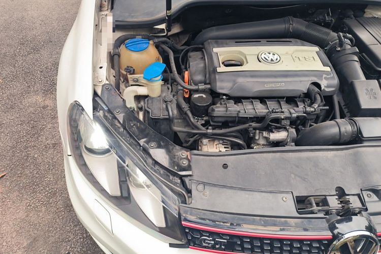 Used Volkswagen Golf GTI 2012 2.0 TSI GTI Engine Bay Right